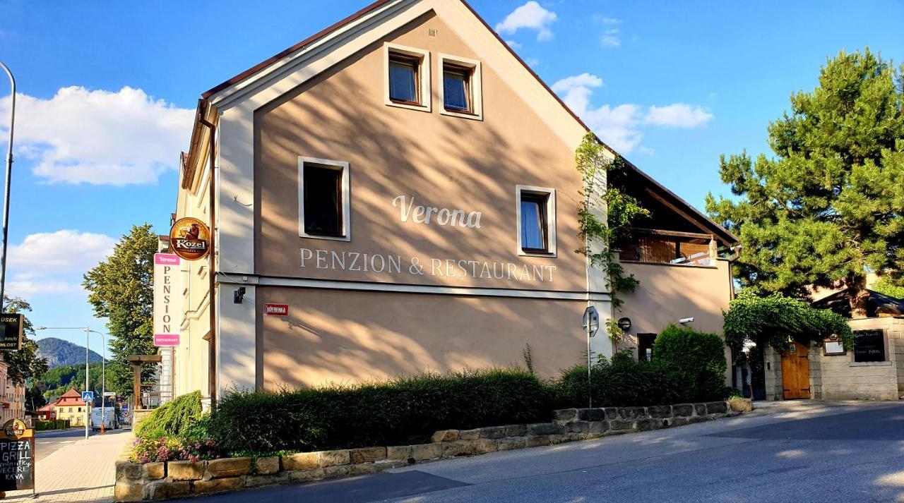 Pension Verona Nový Bor Exteriör bild